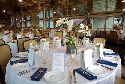 NY charter yacht Aqua Azul tables